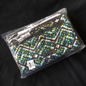 Vera Bradley Front ZIP Wristlet